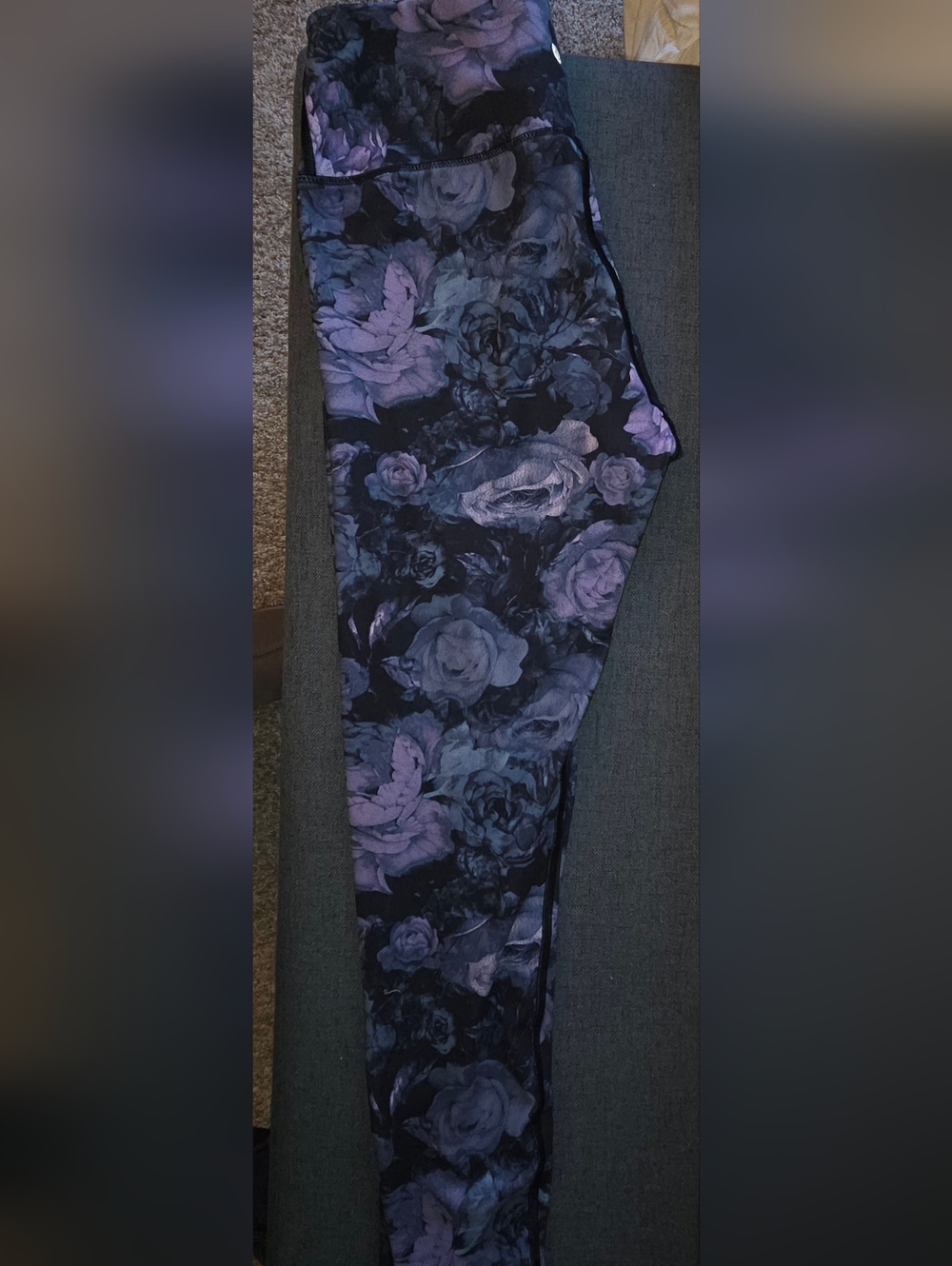 Apana Floral Print Purple & Black Leggings